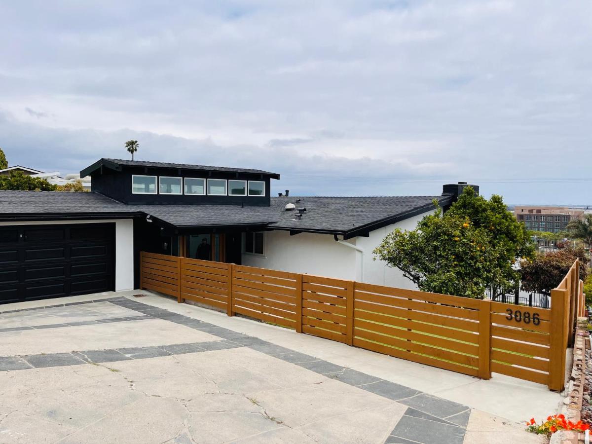 5-Star Hillside Home With Coastal Views, Gameroom, Pool, Hot Tub, 8 People Max Occupancy, 2024 Remodel, New Management, Free Parking Ventura Exteriör bild